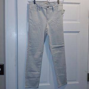 Athleta Skulptek very light blue skinny jeans NWT NEVER WORN Size10
